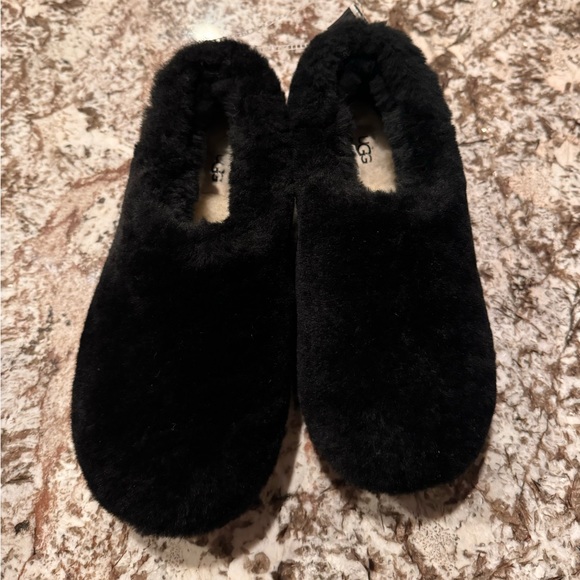 UGG Cozy Booties - Picture 8 of 11